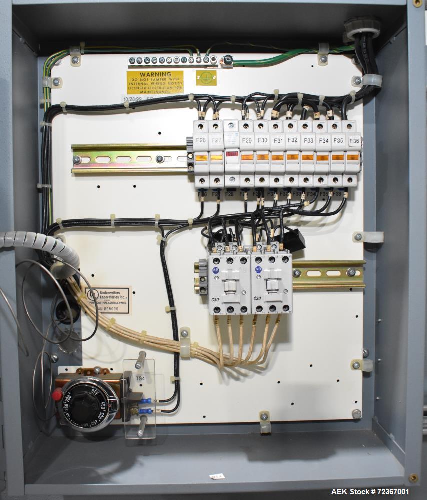Shanklin HS1 Shrink Wrapper with Extended Infeed and Shanklin T72 Shrink Tunnel